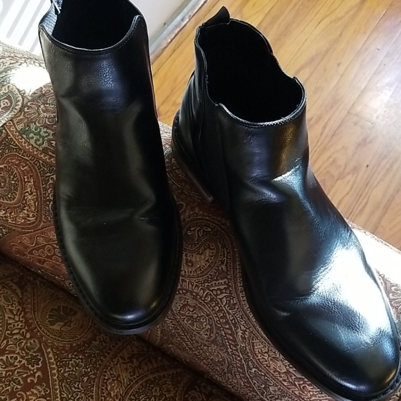 Men black boots - Picture 3 of 3